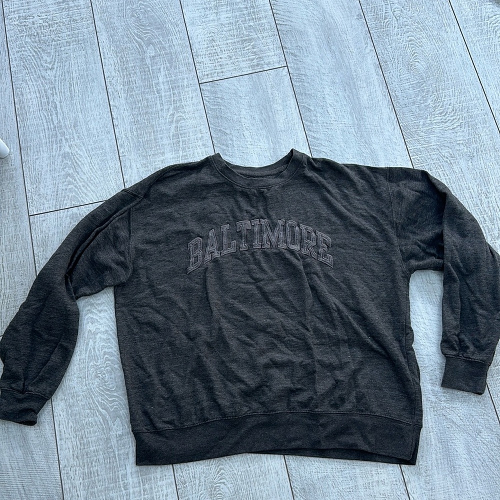 Grey  crewneck